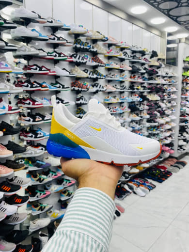 Renkli Detay Yüksek Taban Spor Ayakkabı