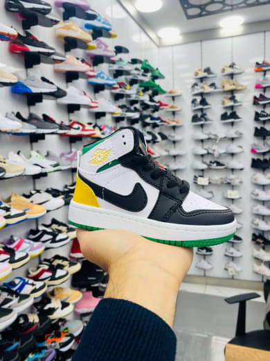 Bilekli Retro Spor Ayakkabı